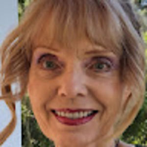 Meet your Posher, Suzanne